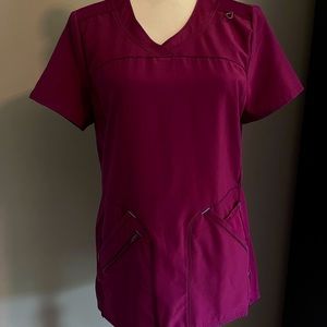 NWOT lightweight stretch scrub top size small